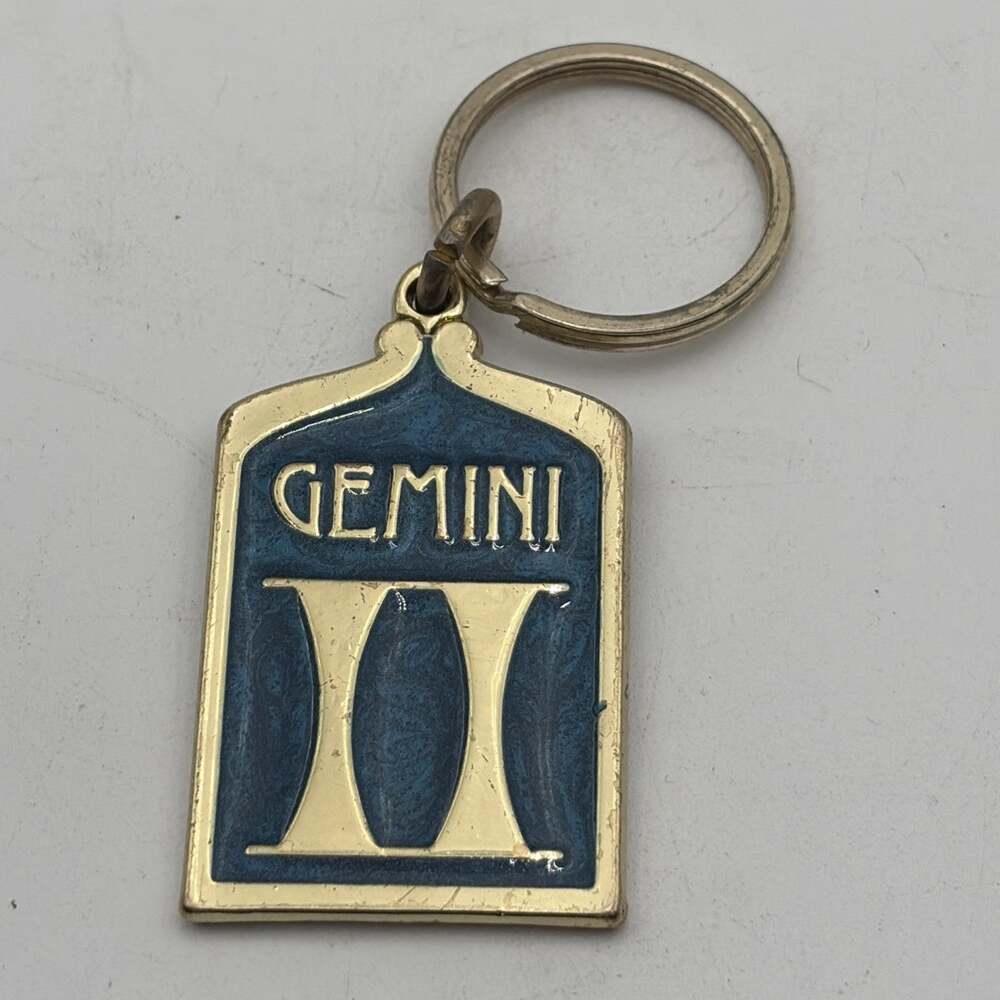 Gemini Zodiac Horoscope Birthday Birth Sign Vintage Key Chain Metal Gold Blue